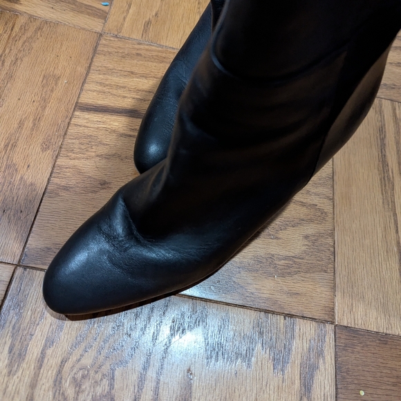 Boots - Picture 7 of 8